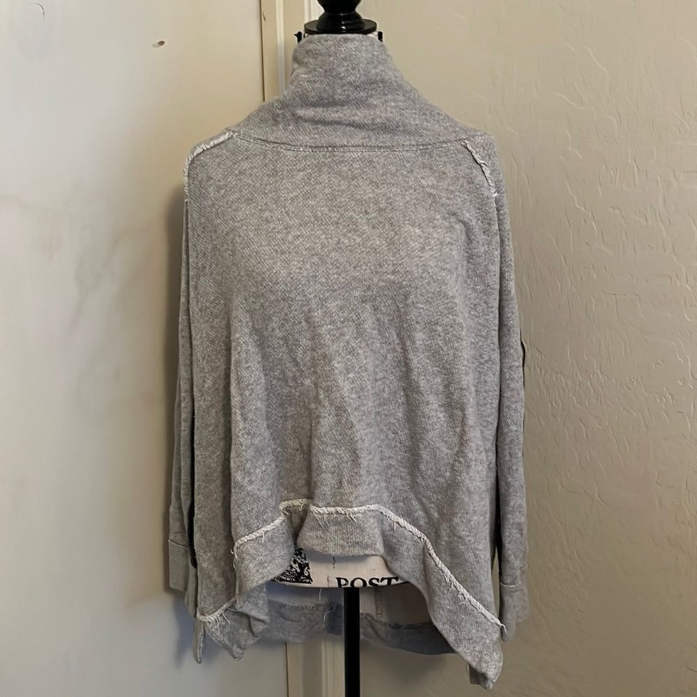 Free People Gray & Black Pullover Sweater